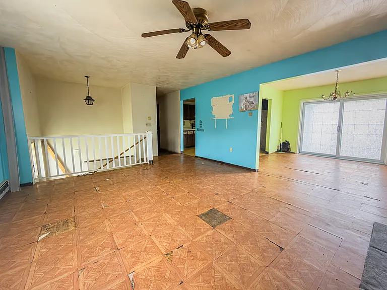 161 Pentagon Cir — Photo 12