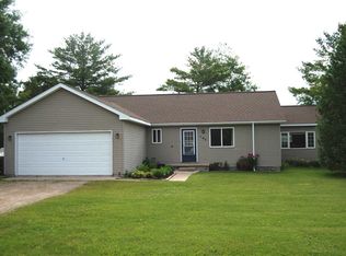 162 Mishe Mokwa Dr, Harbor Springs, MI 49740