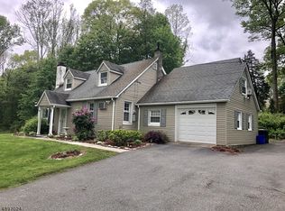 58 Orchard Dr, Towaco, NJ 07082