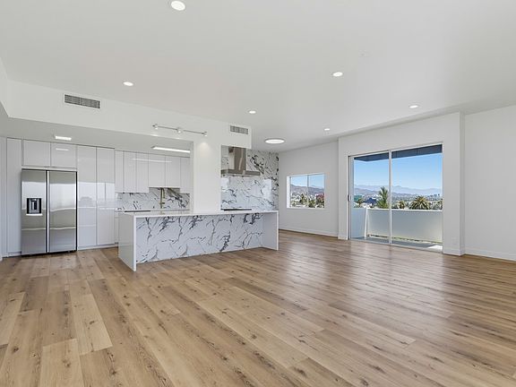 2nd image of 433 N Oakhurst Dr #1002