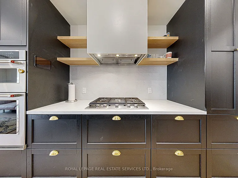 81 Major St — Photo 13