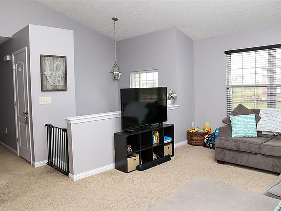 5th image of 1342 Brisbane Ct