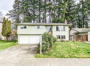 15618 119th Ave NE, Bothell, WA 98011