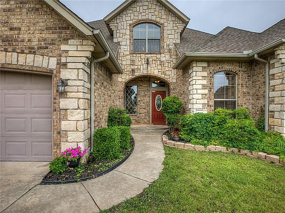 4th image of 10631 Sundance Dr