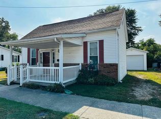 105 NE 14th St, Washington, IN 47501