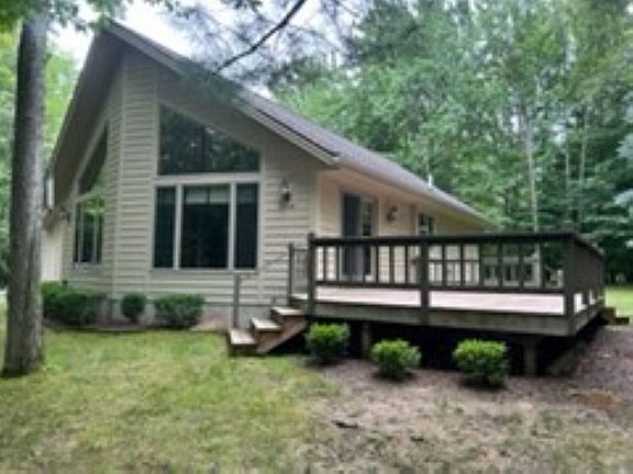 home front w/ side deck