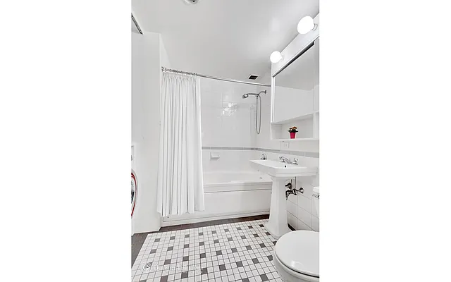 Sold by Douglas Elliman | media 19