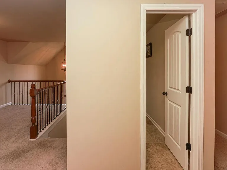 2241 Line Dr — Photo 33