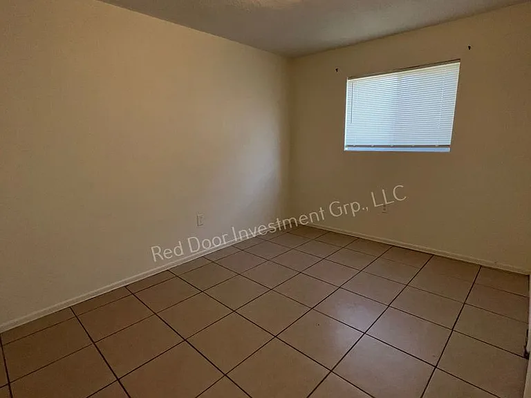 Robinswood — Photo 19