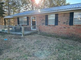 215 Lake Shore Dr, Haleyville, AL 35565