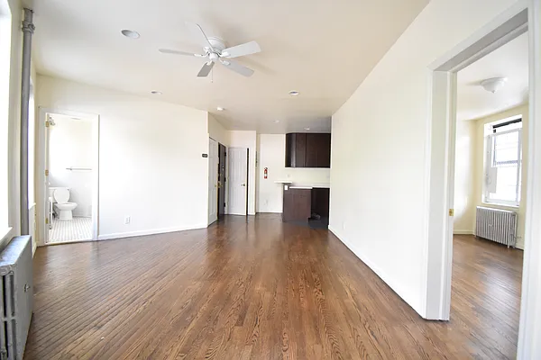 Rented by Wyllie Real Estate | media 10