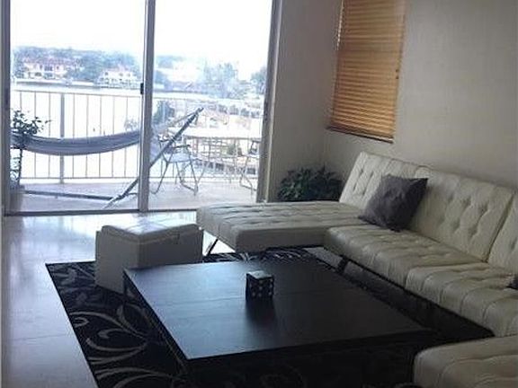 4th image of 16570 NE 26th Ave APT 6G