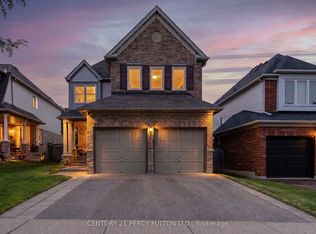 40 Southwell Ave, Whitby, ON L1P1N4
