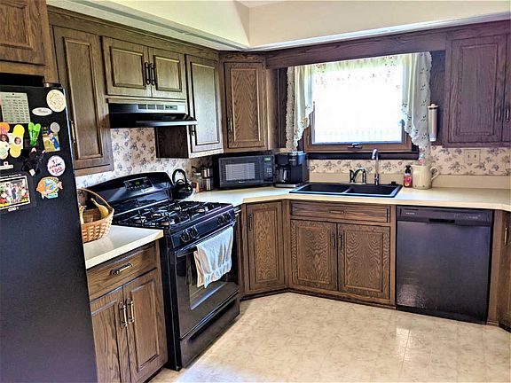 4th image of 4333 Lucinda Ln