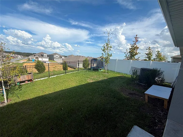 2144 Keystone Pass Blvd — Photo 45