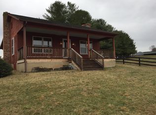 8323 Springs Rd, Warrenton, VA 20186