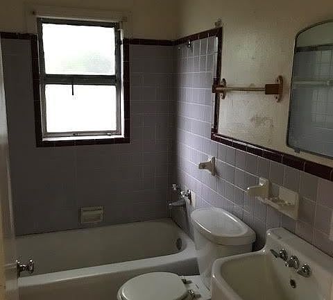 5th image of 1066 Blanchard Pl