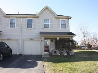 2709 Cedar Glade Rd, Naperville, IL 60564
