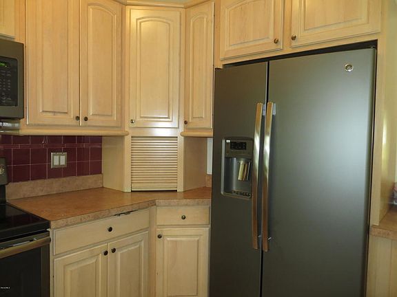 4th image of 2168 Tarrytown Ln NE