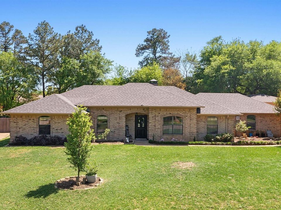 1st image of 357 Royal Cir