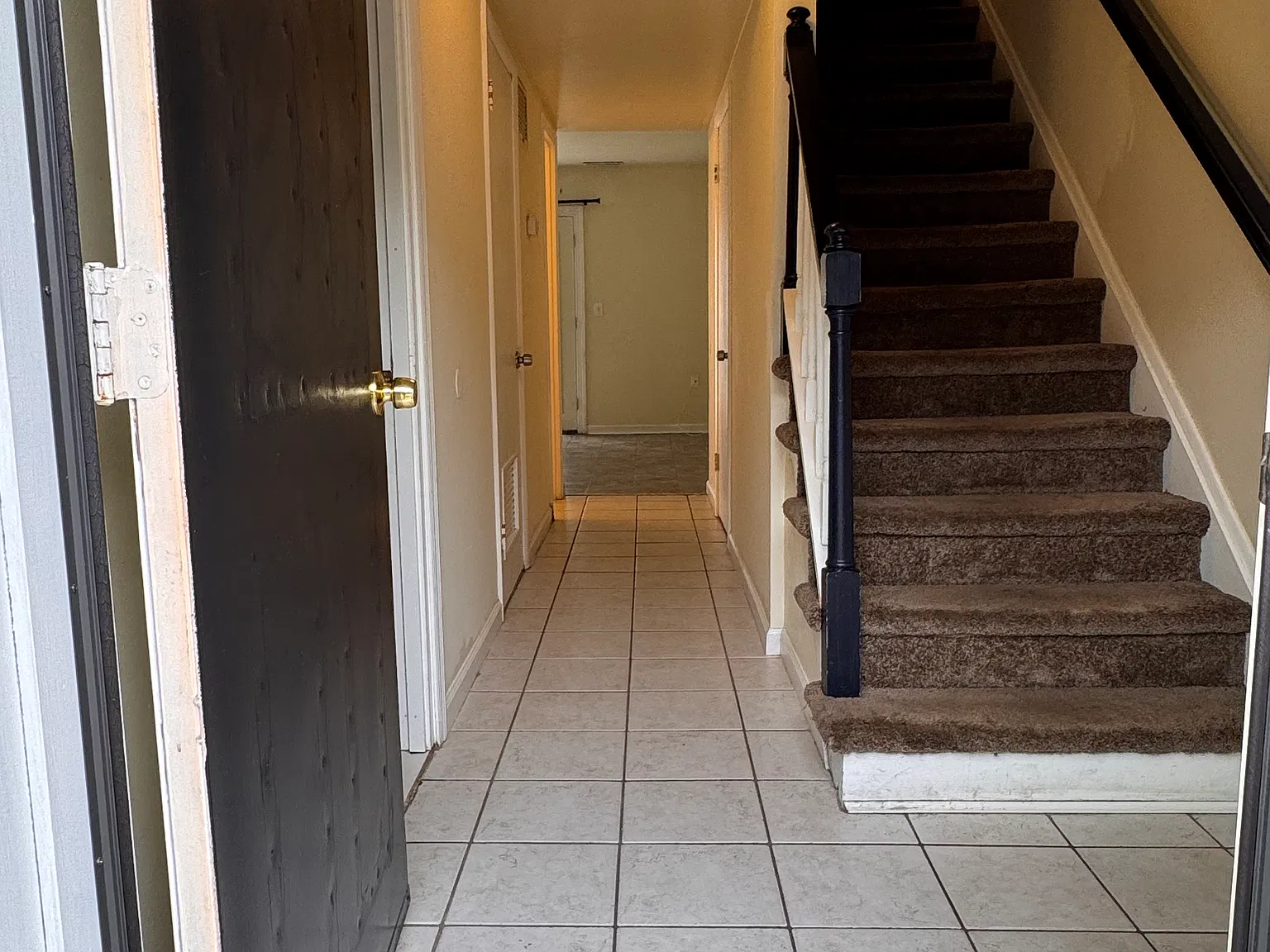 4 bed, 1.5 bath, 1280 sqft, $2,000 — Photo 2