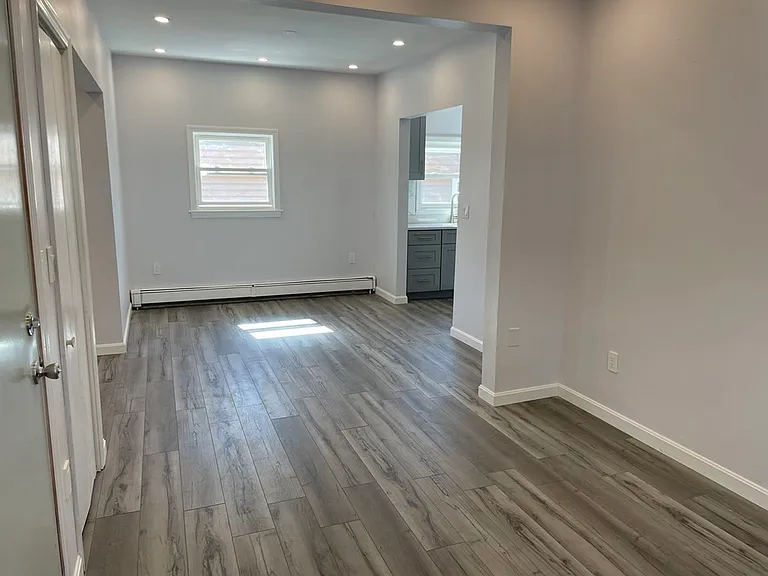 73 Marshall St #3 — Photo 6