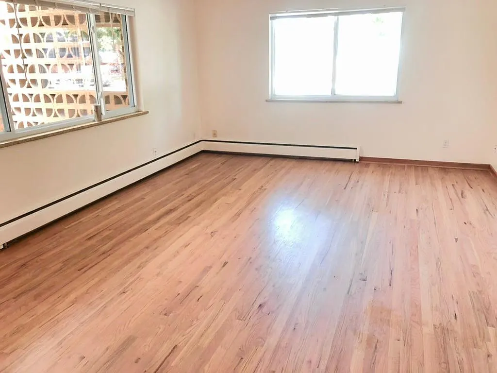 815 6th Ave — Photo 3