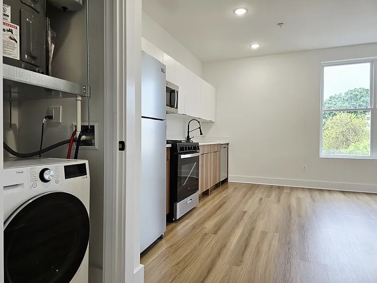 32 McAdoo Ave #504 — Photo 9