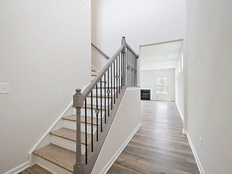 13012 Lannister Dr — Photo 16