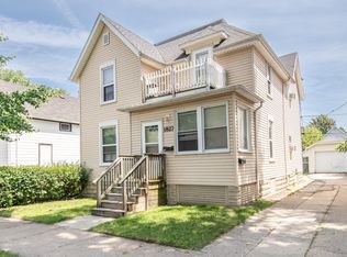 1827 Howe St, Racine, WI 53403