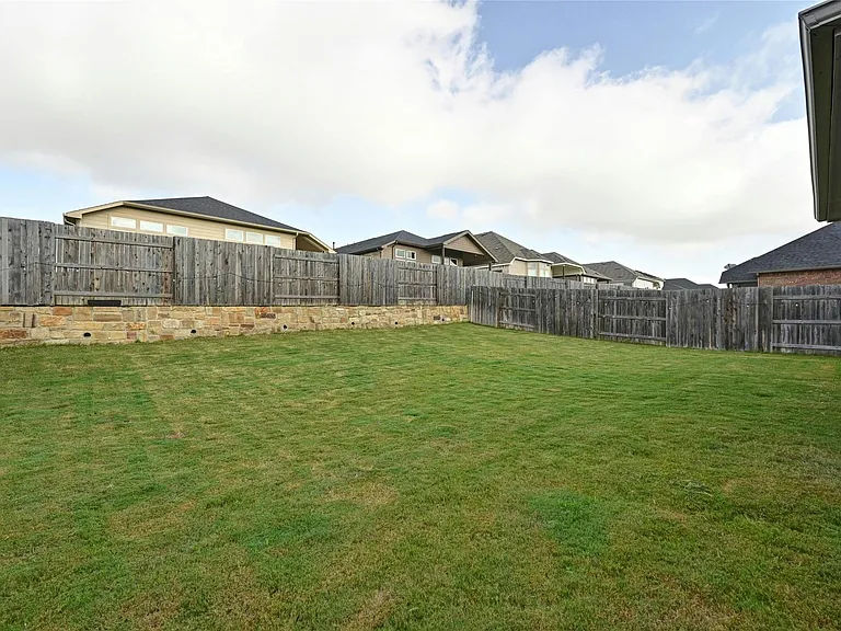757 Cherrystone Loop — Photo 23