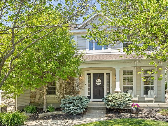 2nd image of 3457 N Meadowgrove Dr SE