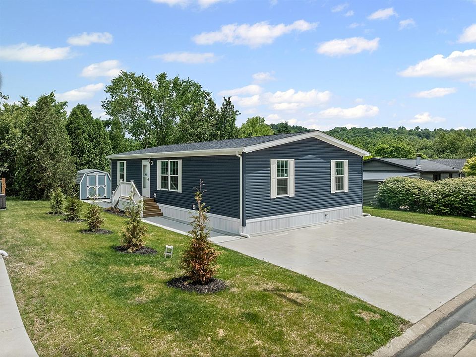 Exterior Image-0-Mansion 203 Fohl Village