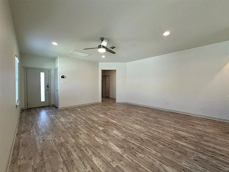 5132 Vanner Path — Photo 32
