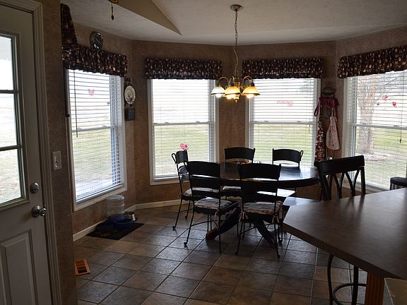 5th image of 11481 Harold Ln