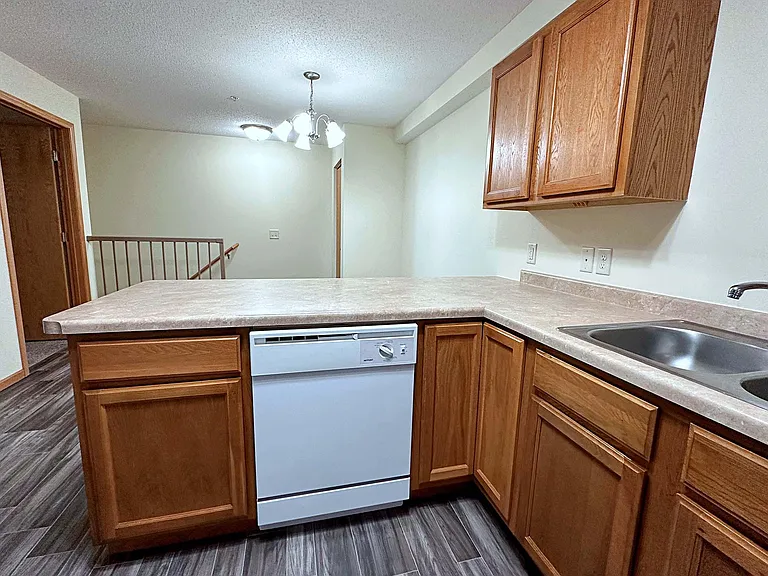 Arcade Estates West — Photo 45
