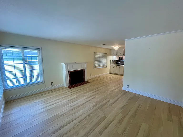 5008 8th Ave — Photo 7