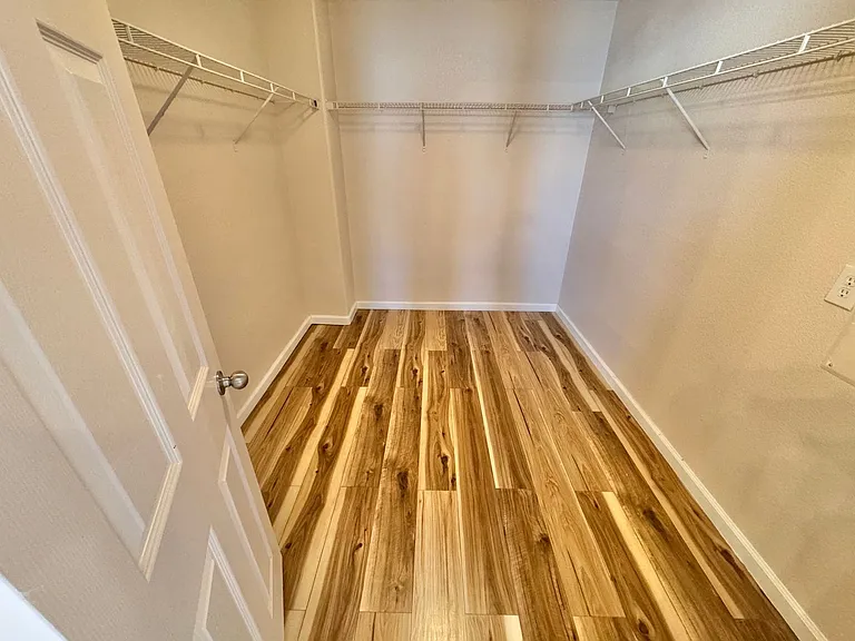 4972 W Moberly Ave — Photo 29