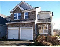 1st image of 230 Woodlands Dr