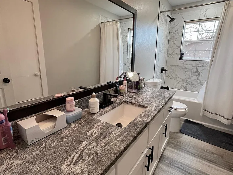 2112 Reva St — Photo 16