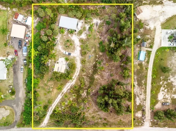 4236/4210 Berkshire Rd, Saint James City, FL 33956