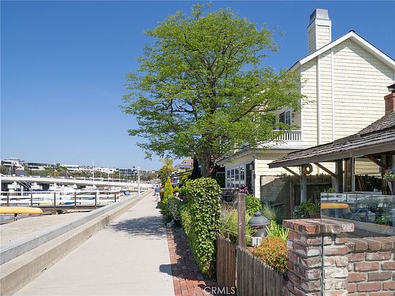 3rd image of 1207 Bay Front N