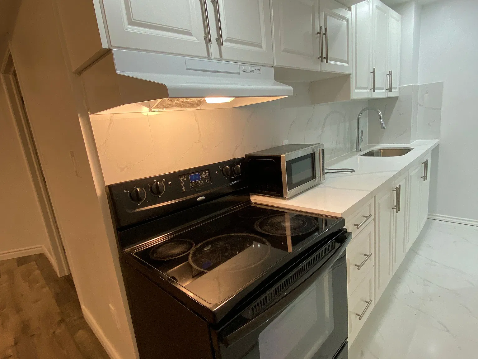 2 bed, $1,700 — Photo 2