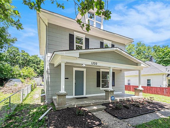 3rd image of 1320 Georgia Ave