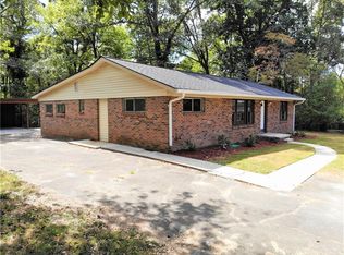 196 Woodvale St, Clarkesville, GA 30523