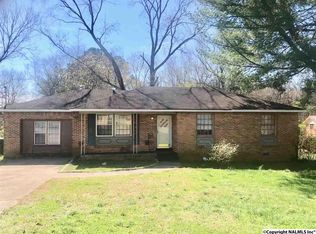 2403 Stringfield Rd NW, Huntsville, AL 35810