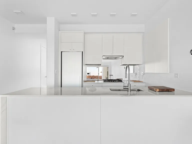 116 Central Park S #11N — Photo 9