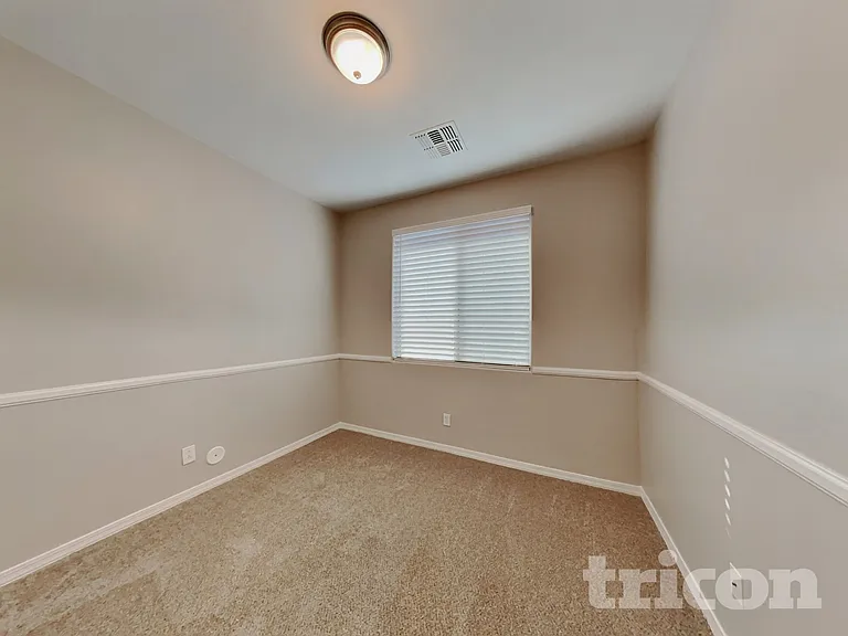 2403 W Kristina Ave — Photo 13