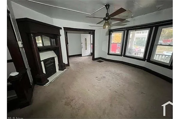 Building Photo - 10802 Garfield Ave