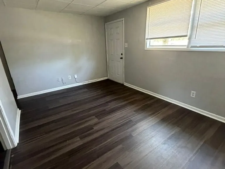 615 Cedarwood Dr — Photo 32